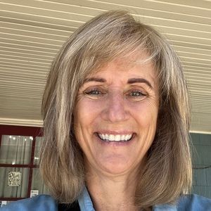 Meet your Posher, Sharon